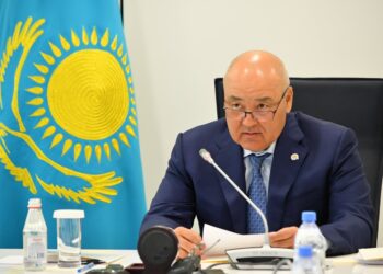 УМИРЗАК ШУКЕЕВ: ВЕСЕННЕ-ПОЛЕВЫЕ РАБОТЫ ЗАВЕРШИМ В СРОК