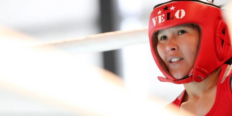 ШЫМКЕНТТІК БОКСШЫ ҚЫЗДЫҢ СОҚҚЫСЫ ЖОЙҚЫН, ТЕХНИКАСЫ ЖЕТІК