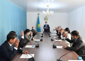 Жаңадан құрылған Сауран аудандық мәслихатының алғашқы сессиясы өтті
