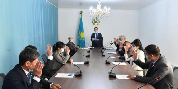 Жаңадан құрылған Сауран аудандық мәслихатының алғашқы сессиясы өтті