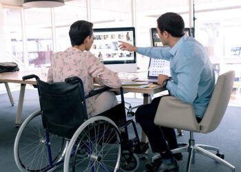 ЖЫЛЫНА 800-ДЕН АСА ШАЛА ТУҒАН СӘБИЛЕРГЕ КҮТІМ ЖАСАЙТЫН БІЛІКТІ ДӘРІГЕР