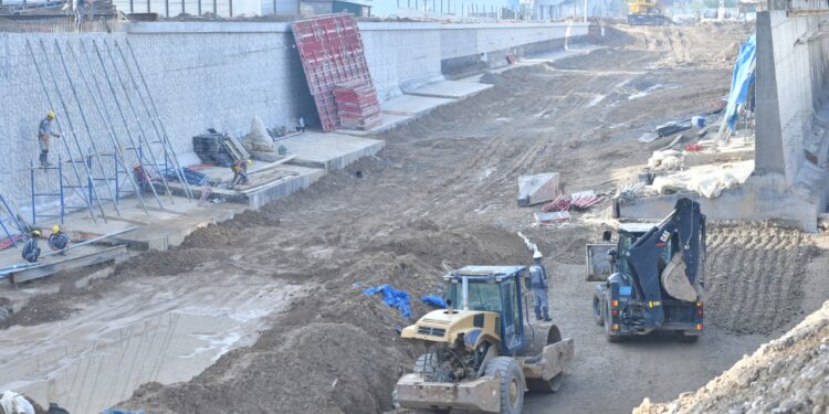 ҚОНАЕВ ДАҢҒЫЛЫ МЕН РЫСҚҰЛОВ КӨШЕСІНІҢ ҚИЫЛЫСЫНДАҒЫ ЖОЛАЙРЫҚ КӨЛІК ҚАРҚЫНДЫЛЫҒЫН 45 МЫҢҒА ҰЛҒАЙТАДЫ