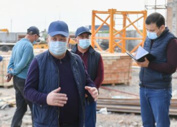 ТҮРКІСТАНДА АВТОТҰРАҚ МӘСЕЛЕСІ ШЕШІЛУДЕ