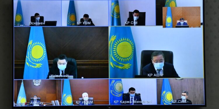 ЖЫЛЫНА 800-ДЕН АСА ШАЛА ТУҒАН СӘБИЛЕРГЕ КҮТІМ ЖАСАЙТЫН БІЛІКТІ ДӘРІГЕР