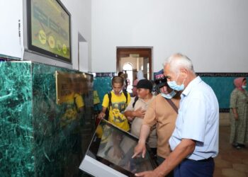 САРЫАҒАШТЫҚ АҚСАҚАЛДАР ТҮРКІСТАНҒА КЕЛДІ