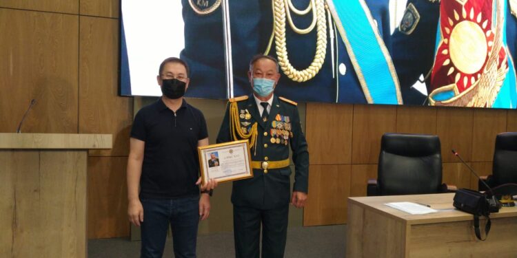 Қарулы Күштер ардагерлеріне құрмет көрсетілді