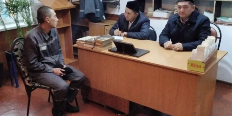 Радикалды көзқарастағы сотталғандармен жеке сұқбат жүргізілді