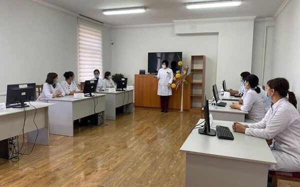 БАЛАЛАР АРАСЫНДА ТҰМАУҒА ҚАРСЫ ЕКПЕНІҢ МАҢЫЗДЫЛЫҒЫ ТҮСІНДІРІЛДІ