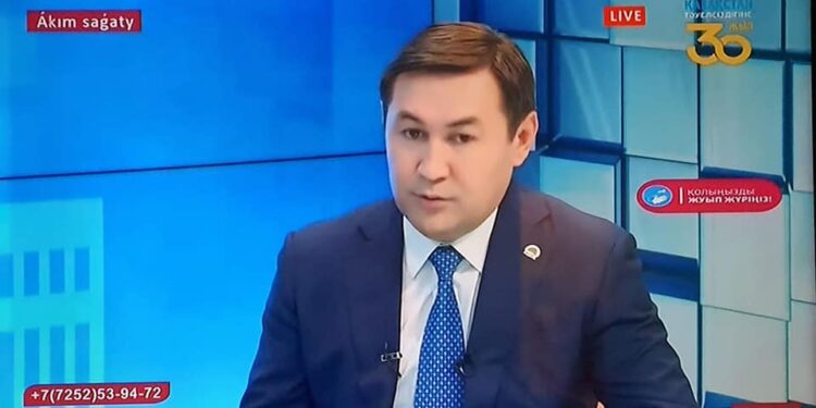 ҚАЛА ӘКІМІ ТЕЛЕКӨРЕРМЕНДЕР САУАЛДАРЫНА ЖАУАП БЕРДІ