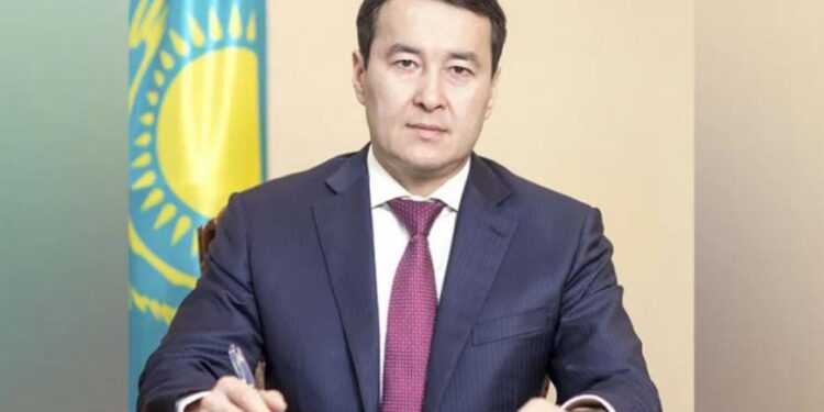 ҮКІМЕТ ҚҰРАМЫ АУЫСТЫ