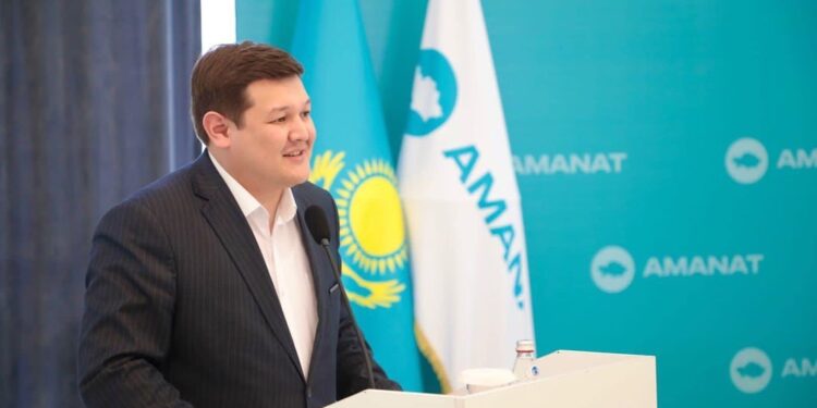 Атқарушы хатшының қатысуымен актив отырысы өтті