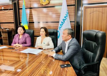 «AMANAT» партиясы облыстық мәслихаттағы депутаттық фракциясының мәжілісі болып өтті.