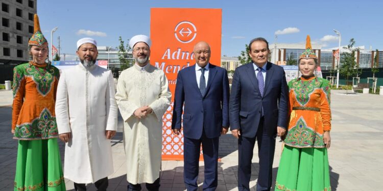 Түркістанда бір көшеге түркі әлеміне танымал қайраткер аднан мендерестің аты берілді