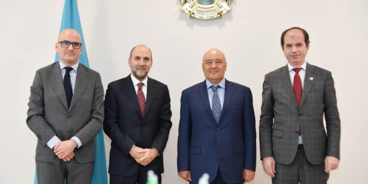 Түркістанға әлемге әйгілі   компания  өкілдері келіп, жаңартылған электр  көздерін дамыту   барысын талқылады