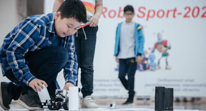 Атыраулық жас робот жасаушылар «KazRoboSport» ұлттық чемпионатына қатысады