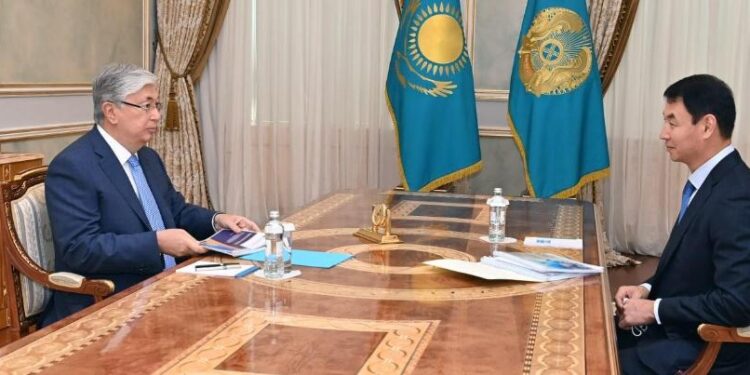 Мемлекет басшысы Түркістан облысының әкімі Дархан Сатыбалдыны қабылдады