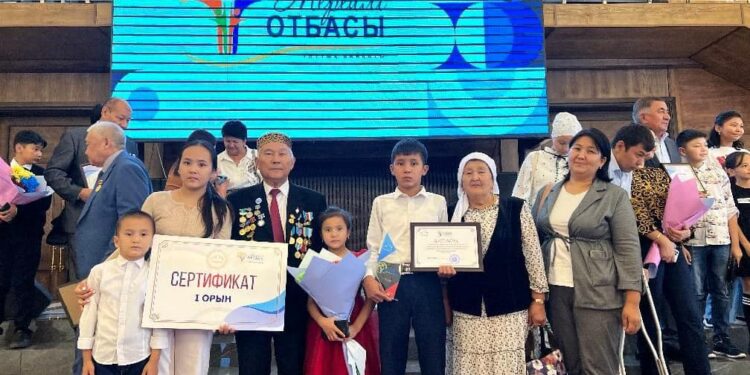 Түркістан: «Мерейлі отбасы — 2022» ұлттық байқауының жеңімпаздары марапатталды