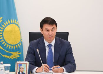 Дархан Сатыбалды: «Тұрғындарға қолайлы жағдай жасау керек»
