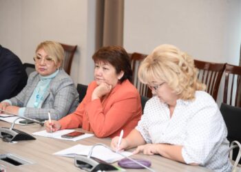 Түркістанда әйелдер істері және отбасылық-демографиялық саясат жөніндегі комиссия отырысы өтті