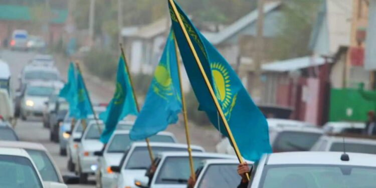 Келес ауданында республика күніне орай автошеру ұйымдастырылды