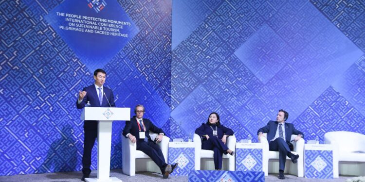 Түркістанда «Ескерткіштерді қорғайтын халық» халықаралық конференциясы басталды