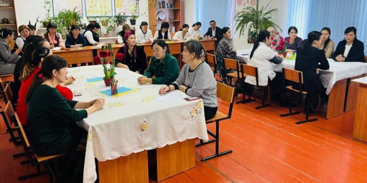 Түлкібастық педагог-психологтар тәжірибелік-семинарға қатысты