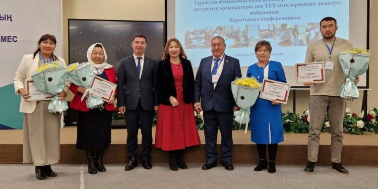 Түркістан: Үкіметтік емес ұйымдардың жұмысын дамыту жобасының қорытынды конференциясы өтті