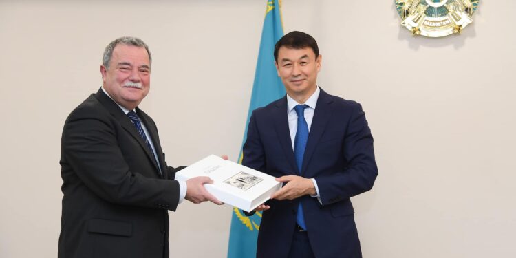 Венгрия елшісіне Түркістан өңірінің инвестициялық мүмкіндіктері таныстырылды