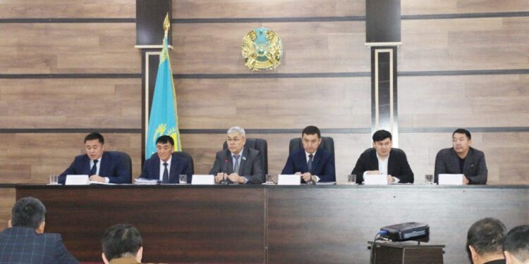 Түркістан: Түлкібаста ауыл шаруашылығын дамыту бағытындағы мәселелер талқыланды