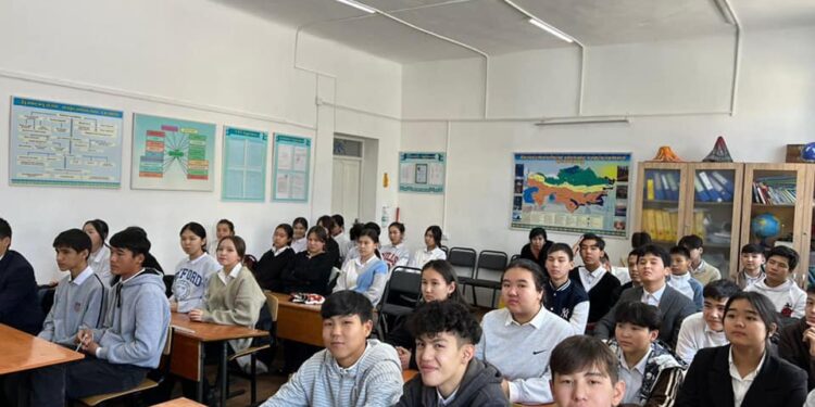 Кентаулық студенттермен кездесу өтті