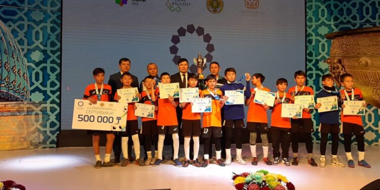 Түркістан оқушылары чемпион атанды