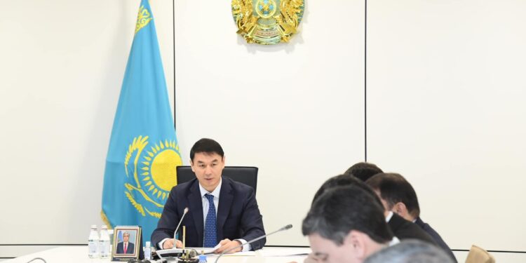 Түркістан: Көмір саудасындағы заңсыздықтарға бақылау күшейеді