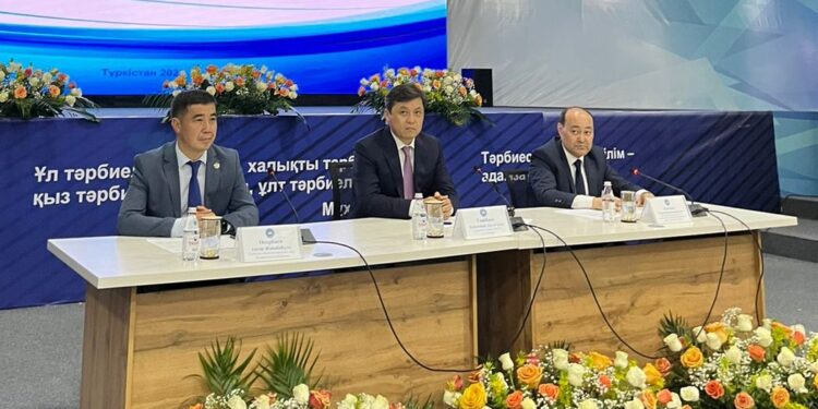 Түркістан: Этносаралық шиеленістердің шығу себептері және оның алдын алу бойынша семинар өтті