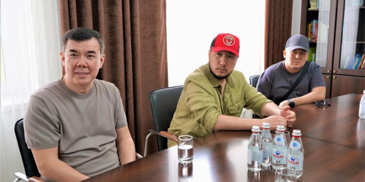 Өнер жұлдыздары Кентауда