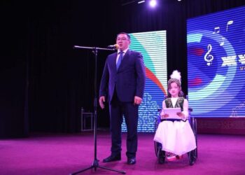 ТҮРКІСТАНДА 200-ГЕ ЖУЫҚ БАЛА ҚАТЫСҚАН «ЖҰЛДЫЗДЫ СӘТ» ЖОБАСЫ ӨТТІ
