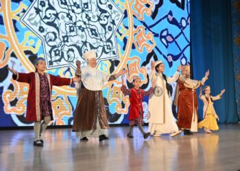 ШЫМКЕНТТЕ ҮЗДІК ҰЛТТЫҚ КИІМ ҮЛГІЛЕРІ АНЫҚТАЛДЫ
