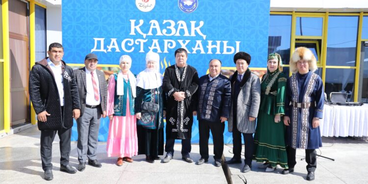 ҚАЗАҚ ДАСТАРХАНЫ – БЕРЕКЕ БАСТАУЫ