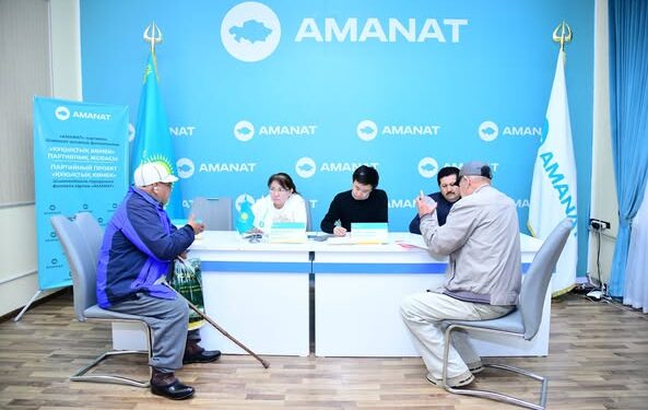 «AMANAT» ПАРТИЯСЫ: ДӨРЕКІЛІК ТАНЫТАТЫН ҚЫЗМЕТКЕРДІҢ ҮСТІНЕН ШАҒЫМ ТҮСТІ