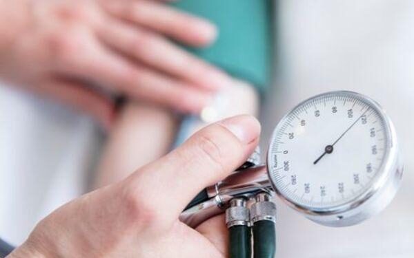 ДЕНСАУЛЫҚ САҚТАУ МИНИСТРЛІГІ АРТЕРИЯЛЫҚ ҚЫСЫМДЫ  БАҚЫЛАП,  СКРИНИНГТЕН ТҰРАҚТЫ ТҮРДЕ ӨТУГЕ ШАҚЫРАДЫ