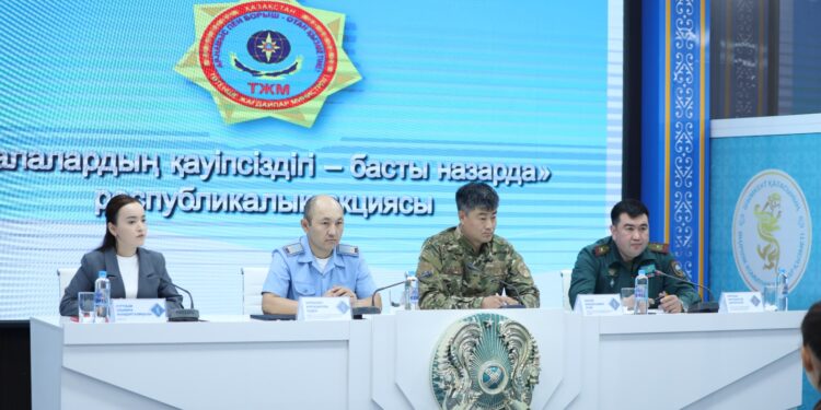 ШЫМКЕНТТЕ БАЛАЛАРДЫҢ ҚАУІПСІЗДІГІНЕ АРНАЛҒАН РЕСПУБЛИКАЛЫҚ АКЦИЯ ӨТТІ