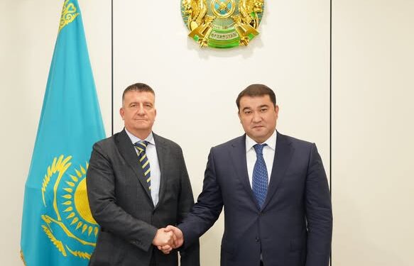 ТҮРКІСТАН: ӨНДІРІСТІ ДАМЫТУ, ӘРІПТЕСТІКТІ НЫҒАЙТУ БОЙЫНША КЕЛІССӨЗ ЖҮРГІЗІЛДІ