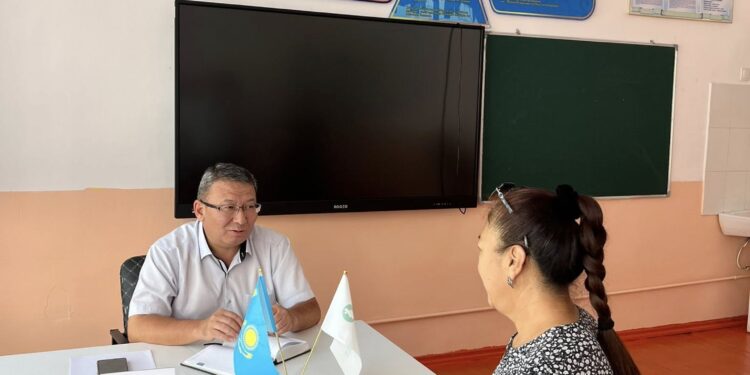 Енбекшинский район: общественный приём продолжается