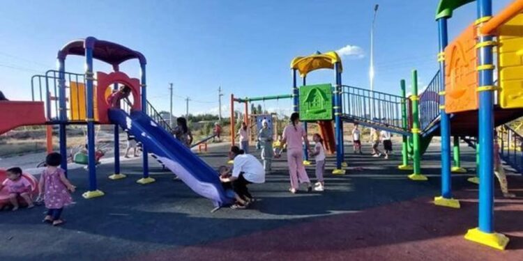 Полиция ойын алаңшасын қиратқан  жасөспірімдерді анықтады