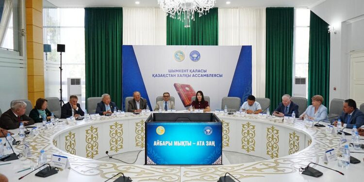 ШЫМКЕНТ: «АЙБАРЫ МЫҚТЫ – АТА ЗАҢ» АТТЫ ДӨҢГЕЛЕК ҮСТЕЛ ӨТТІ