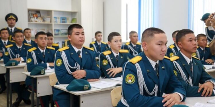В ШЫМКЕНТЕ ТОРЖЕСТВЕННО  ОТКРЫЛСЯ НОВЫЙ УЧЕБНЫЙ КОРПУС ВОЕННОГО КОЛЛЕДЖА ИМЕНИ САБЫРА РАХИМОВА