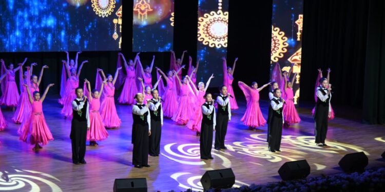 В Шымкенте чествовали учителей