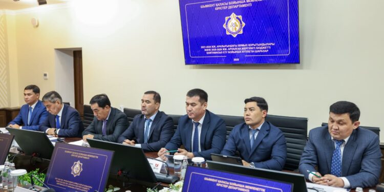ШЫМКЕНТТЕ БЮДЖЕТТІҢ ӨЗ КІРІСТЕРІН АРТТЫРУ МӘСЕЛЕЛЕРІ ТАЛҚЫЛАНДЫ