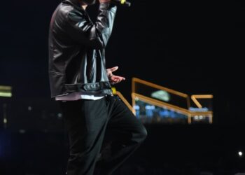 В ШЫМКЕНТЕ ДЕНЬ РЕСПУБЛИКИ ПРЕВРАТИЛСЯ В НАРОДНОЕ ТОРЖЕСТВО