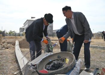 «Таза Казахстан»: жители Шымкента и молодежь приняли активное участие в масштабной экологической акции