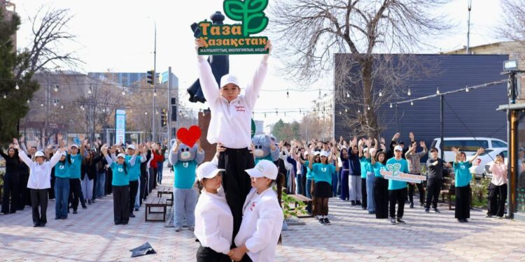 «ТАЗА ҚАЗАҚСТАН»: ШЫМКЕНТТЕ ЭКОЛОГИЯЛЫҚ МӘДЕНИЕТТІ ҚАЛЫПТАСТЫРУҒА БАҒЫТТАЛҒАН ЖҰМЫСТАР ЖАЛҒАСУДА